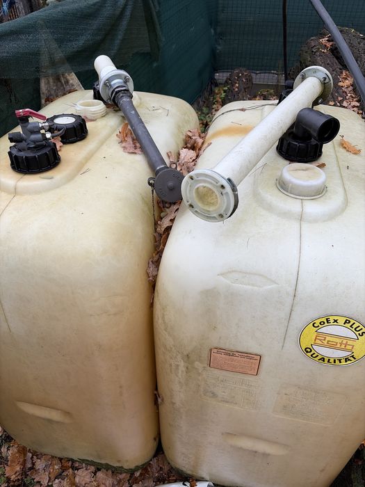 Zbiorniki na paliwo wode płyny 2x800l