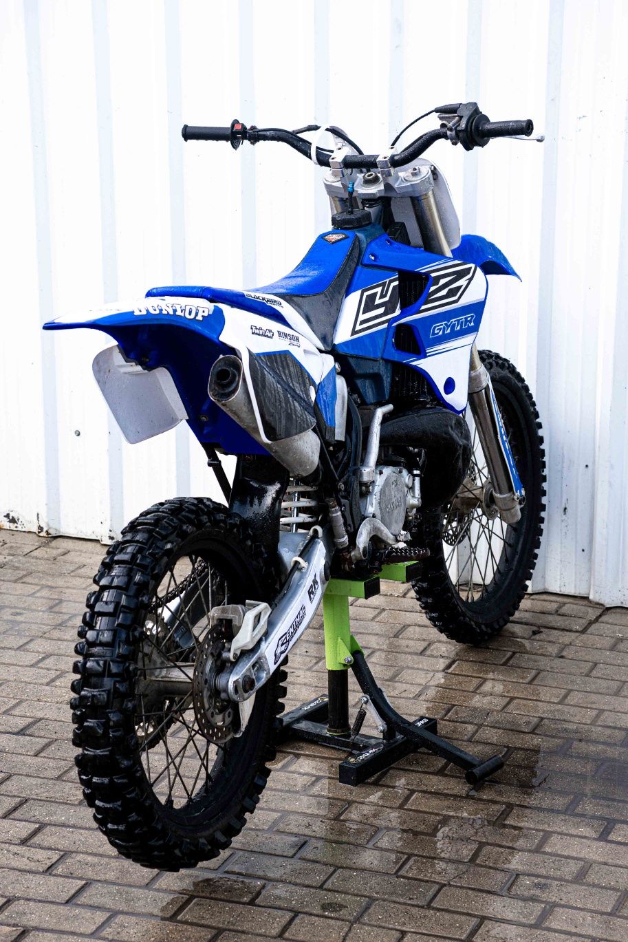 YANAHA YZ 250 ATÉ 41€/MÊS