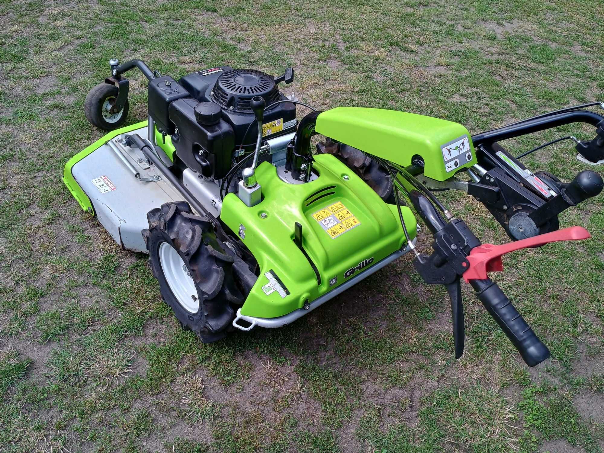 Kosiarka Karczownica Grillo do wysokich traw zarośli Honda 10 KM Hydro
