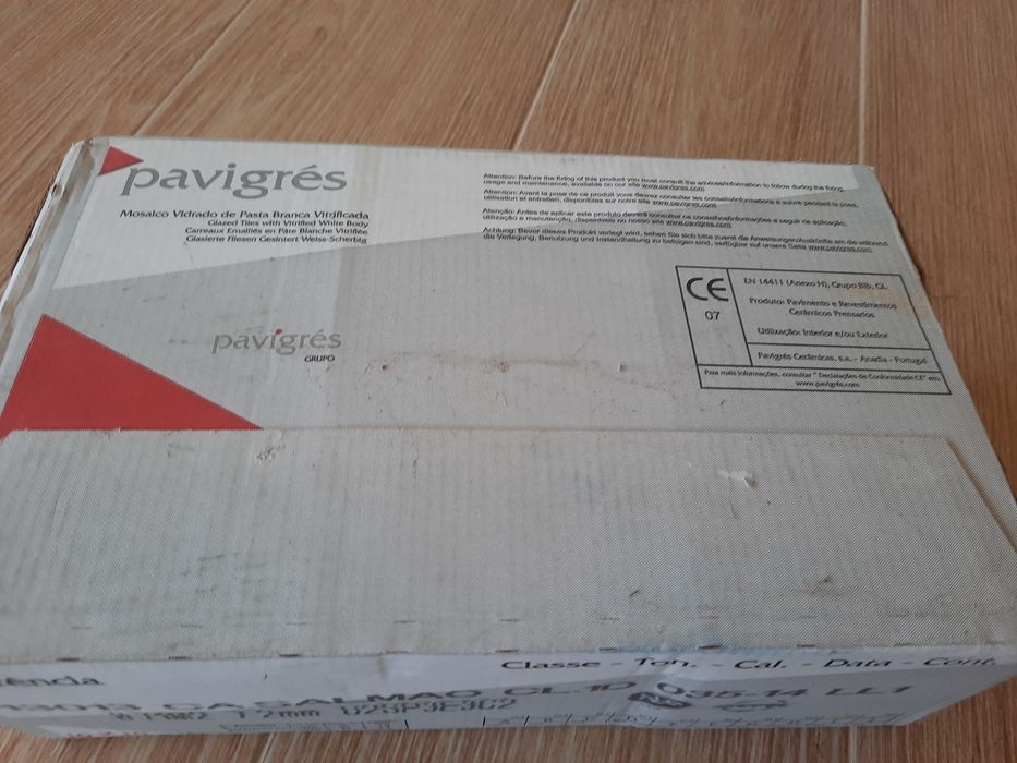 6 caixas de revestimento Pavigrés