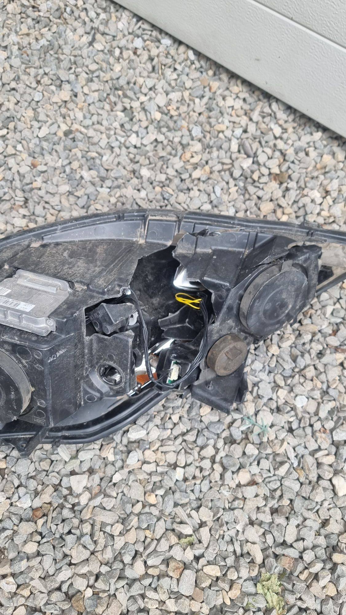 Laguna coupe gt lampa xenon led polift