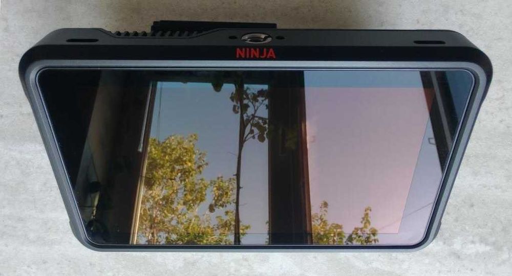 Atomos Ninja 4K 5" ATOMNJAV01 накамерный монитор-рекордер