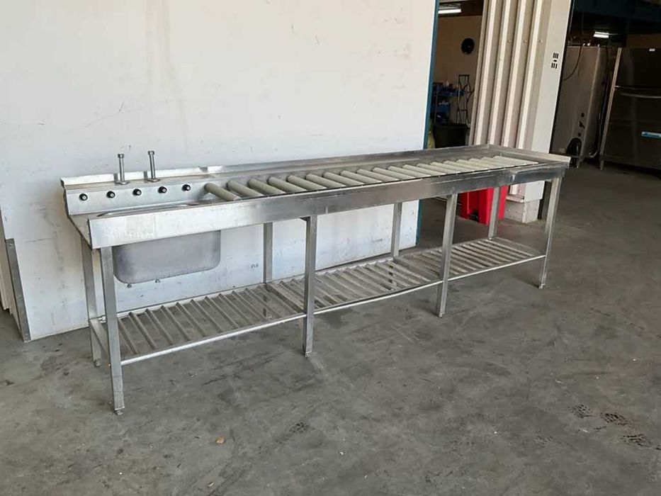 Zlew z przenośnikiem rolkowym 302x70x90 – stal nierdzewna, przemysłowy