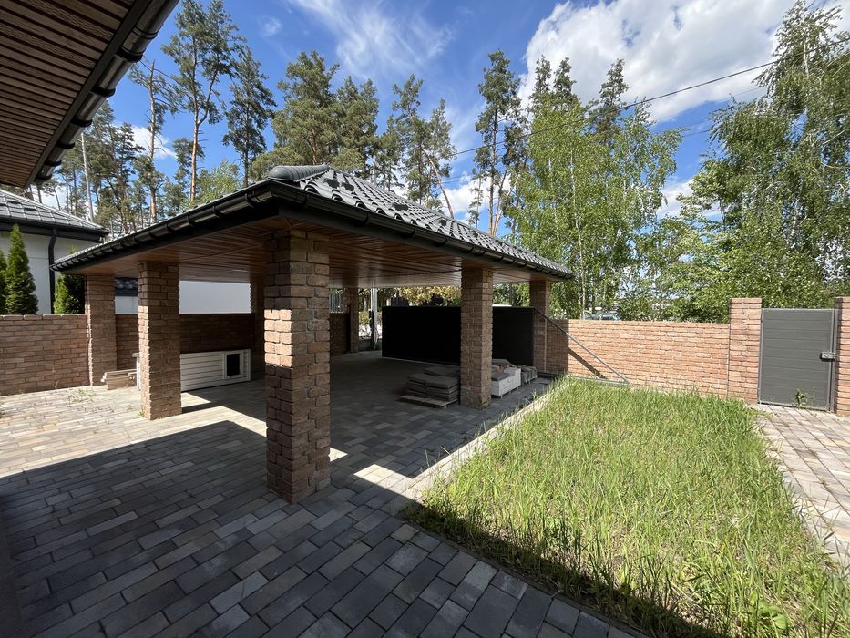 Будинок в Лісовій Бучі на 10 сотках