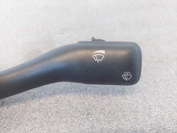 Conjunto / manetes de luzes e limpa vidros VOLKSWAGEN Passat (3B2)