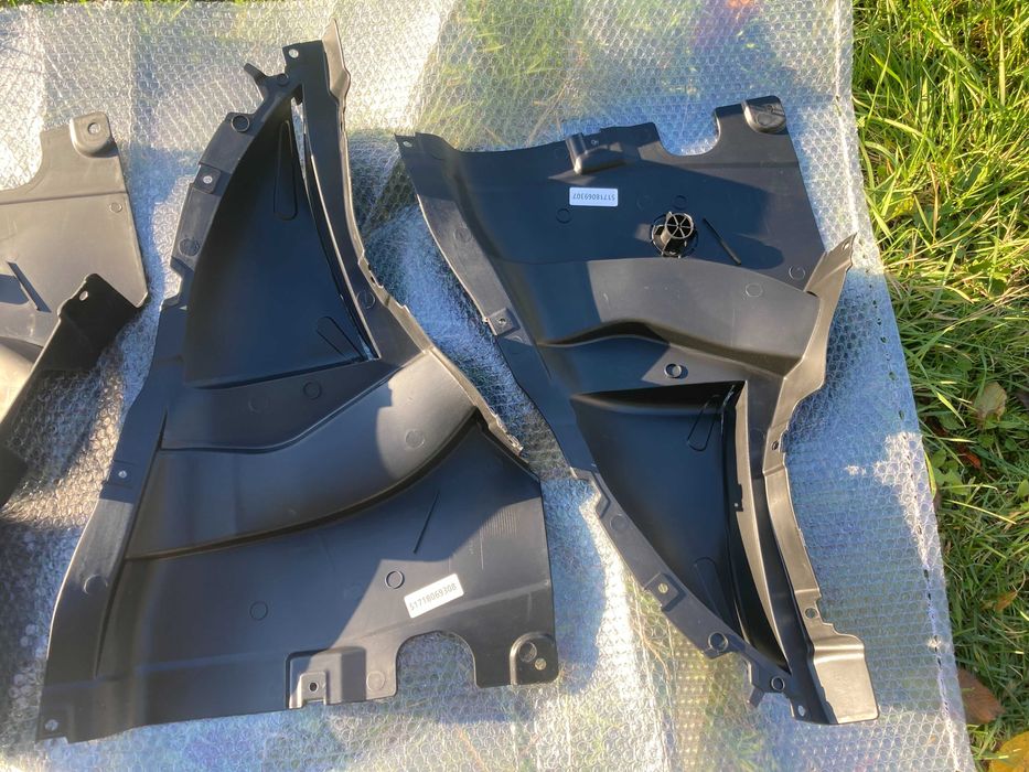 Локеры обычные + M Pak LH/RH BMW X5 2018-2021год.