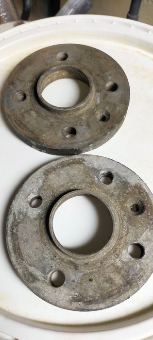 2 Espaçadores 16mm 4x100