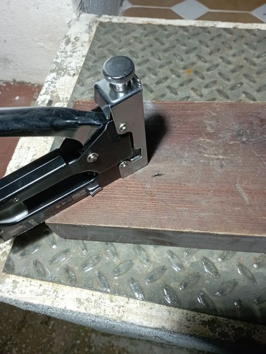 Agrafador em bom estado