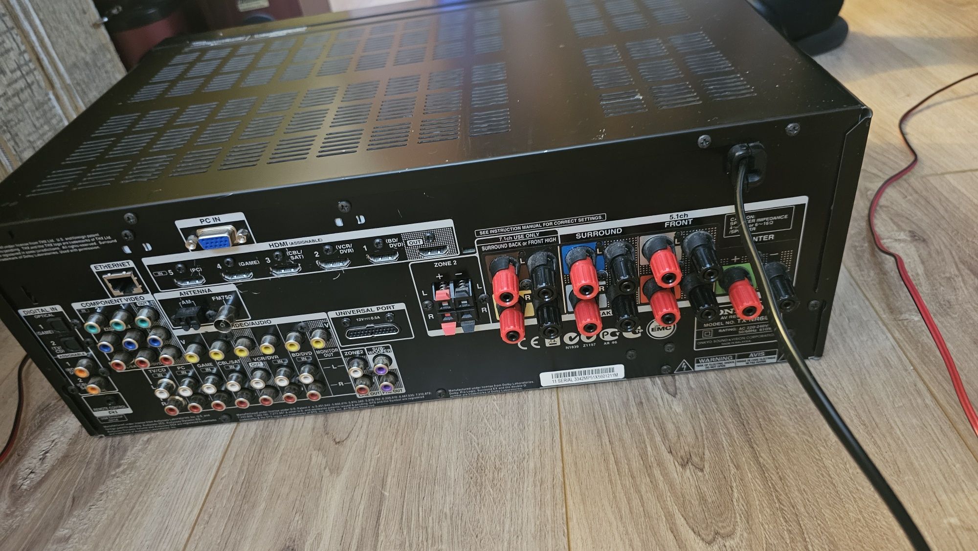 Amplituner Onkyo tx-nr609 defekt