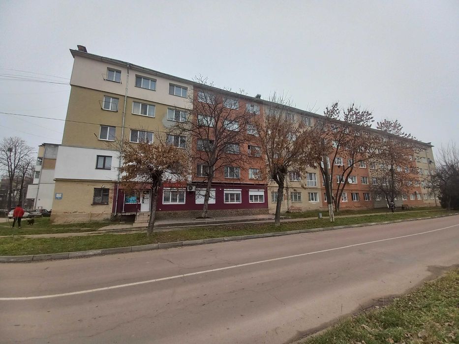 Продаж 2 кім квартири вул. Хіміків 22