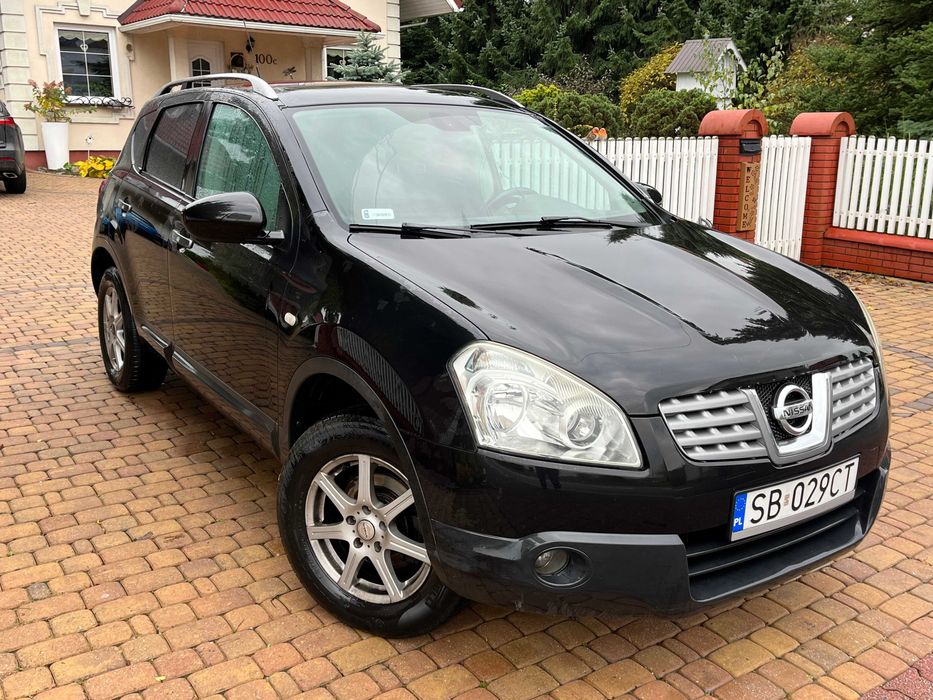 Nissan Qashqai 1.5 dci-2010rKlimAbsAluElektrSzklnDachKraj Fvat ZANIANA