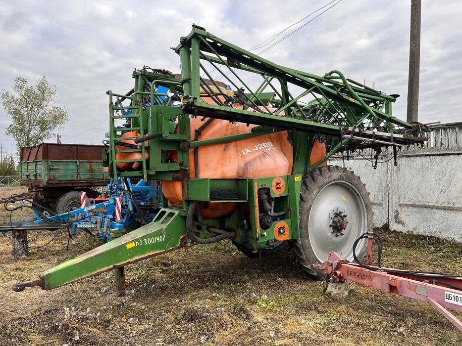 Причіпний обприскувач Amazone-Werke 18, 2009р