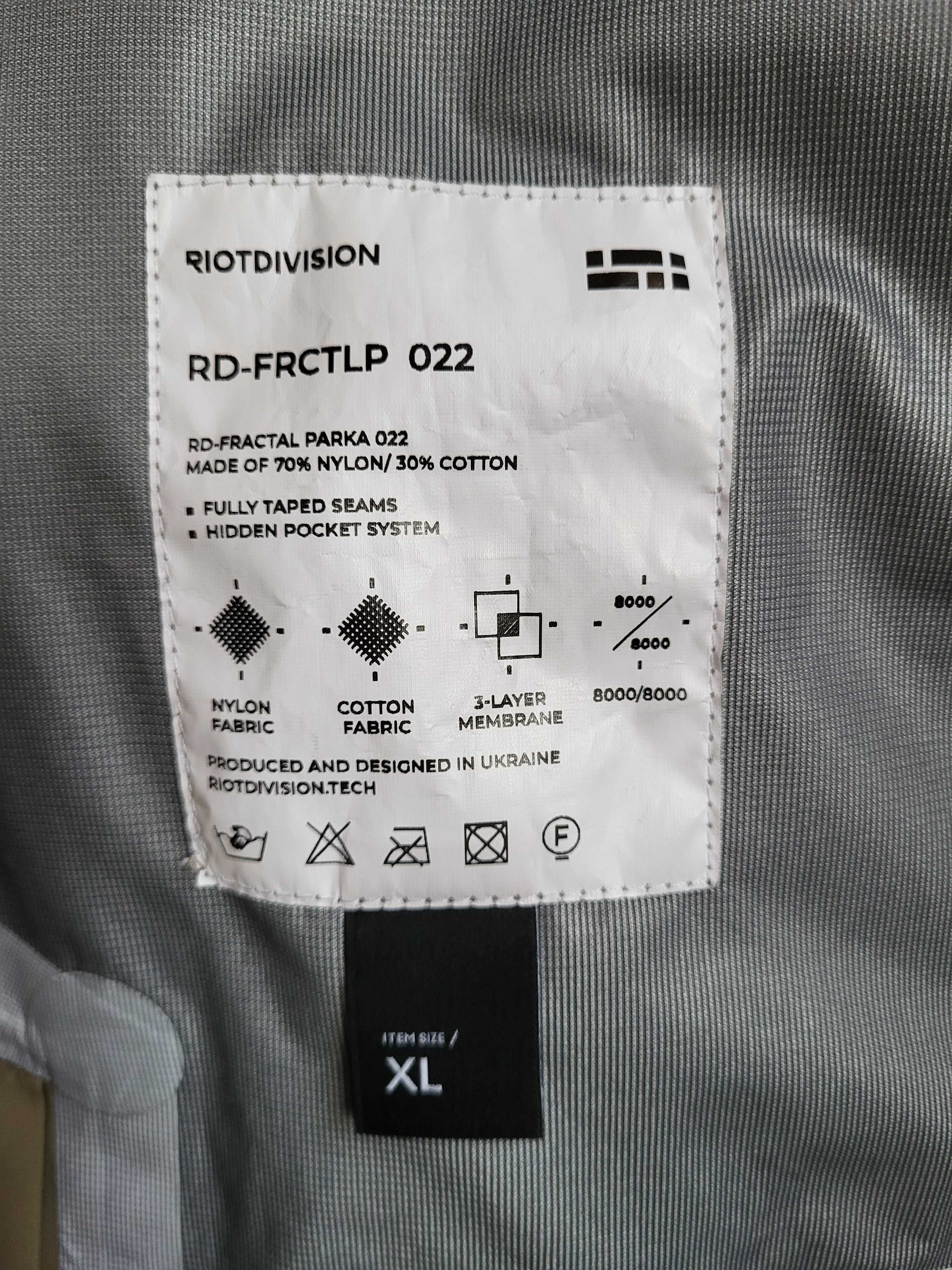 Fractal Parka FW22 Riot Division