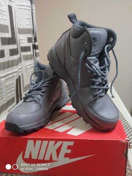 Продам ботинки Nike (унисекс) р.40