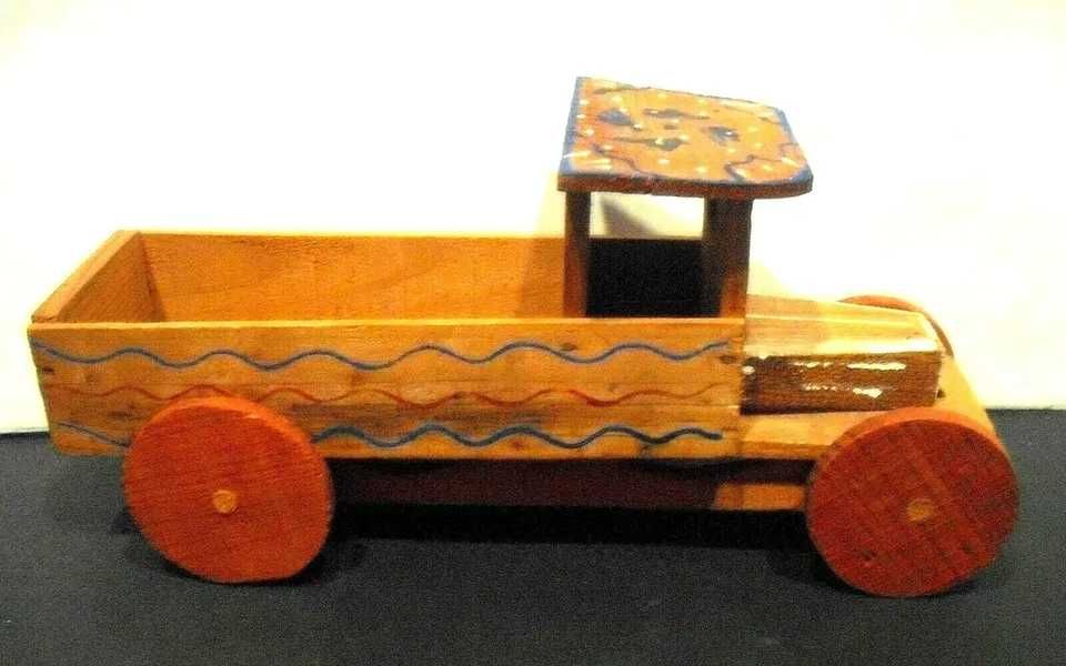 Vintage wood truck made in Portugal in the 1950's - ORIGINAL
