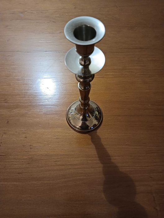 Castiçal em estanho