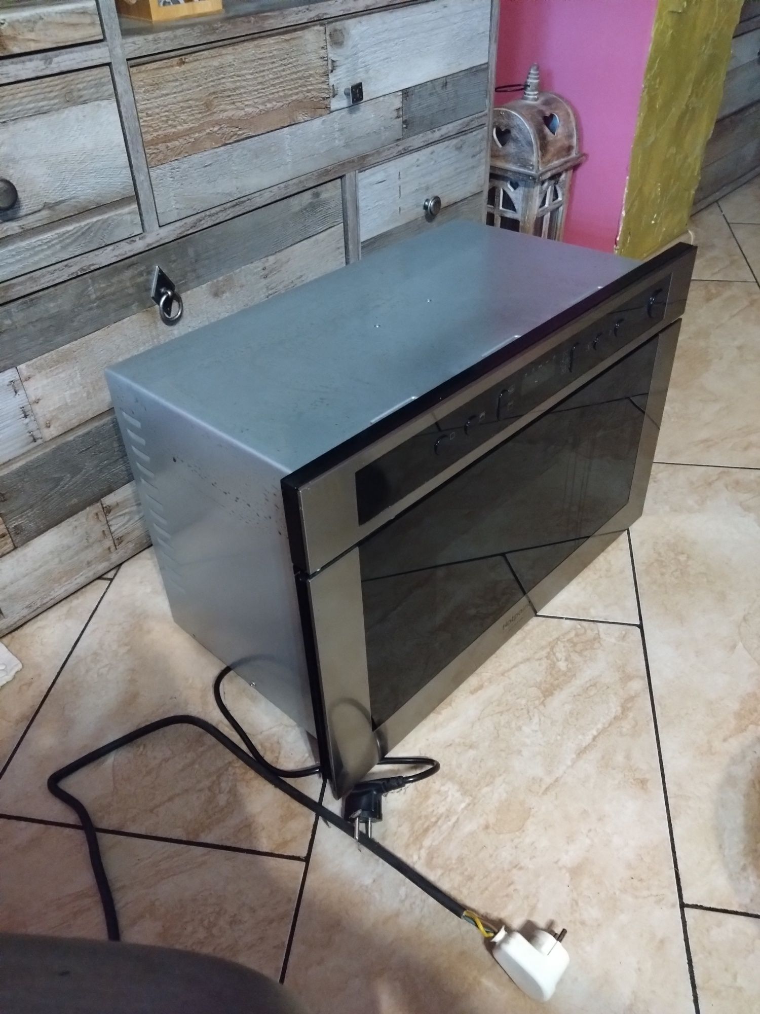 Mikrofalówka Hotpoint Ariston