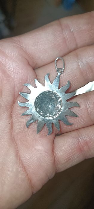 Duże słońce srebro