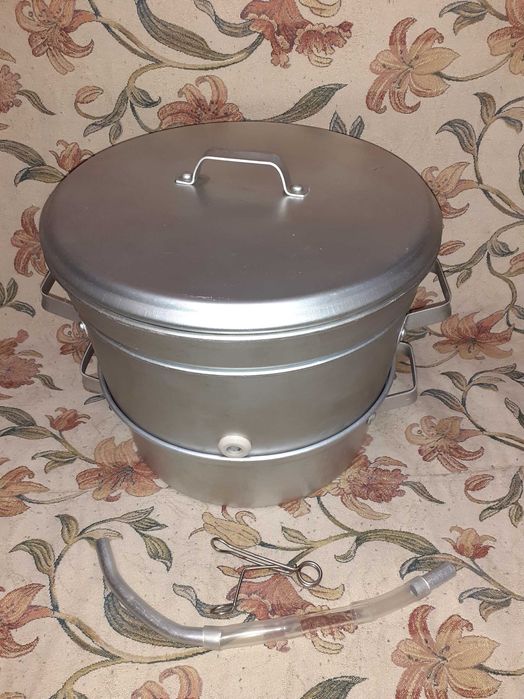 Sokownik aluminiowy 2,6 litrowy z PRL