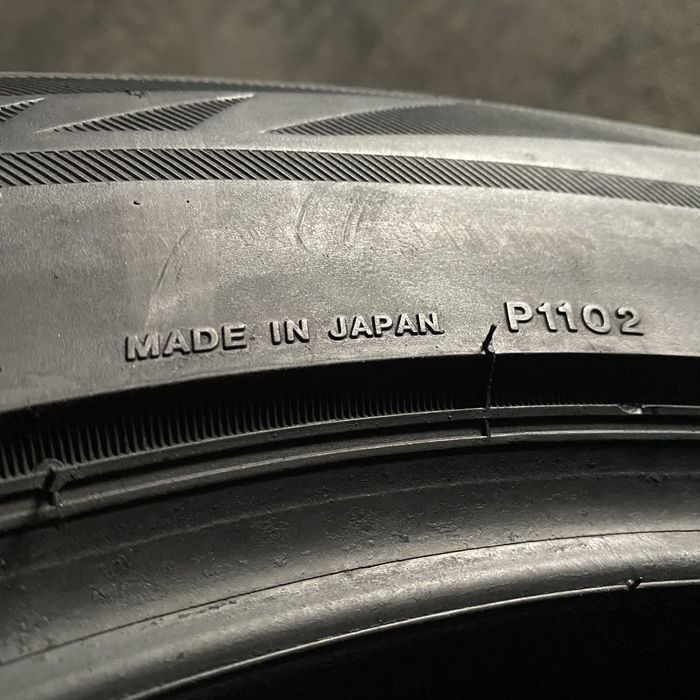 Шини 235/55/19 - 2шт Bridgestone Blizzak LM-80 зима