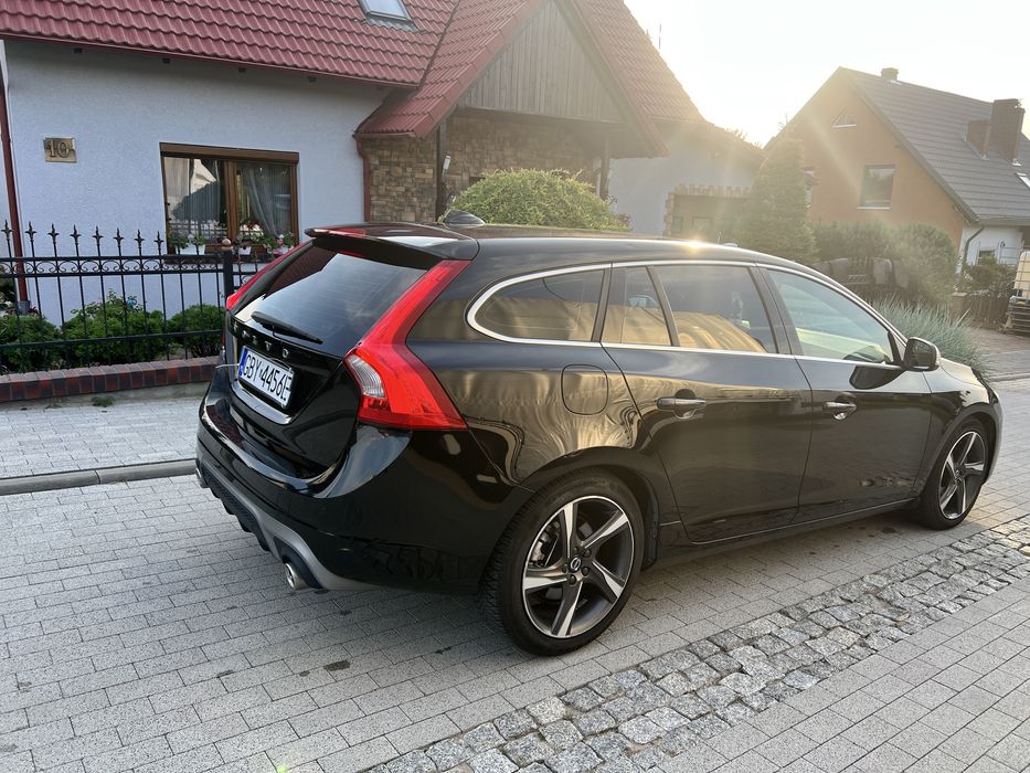 Sprzedam Volvo V60 wersji R 2,0 Disel 190 km