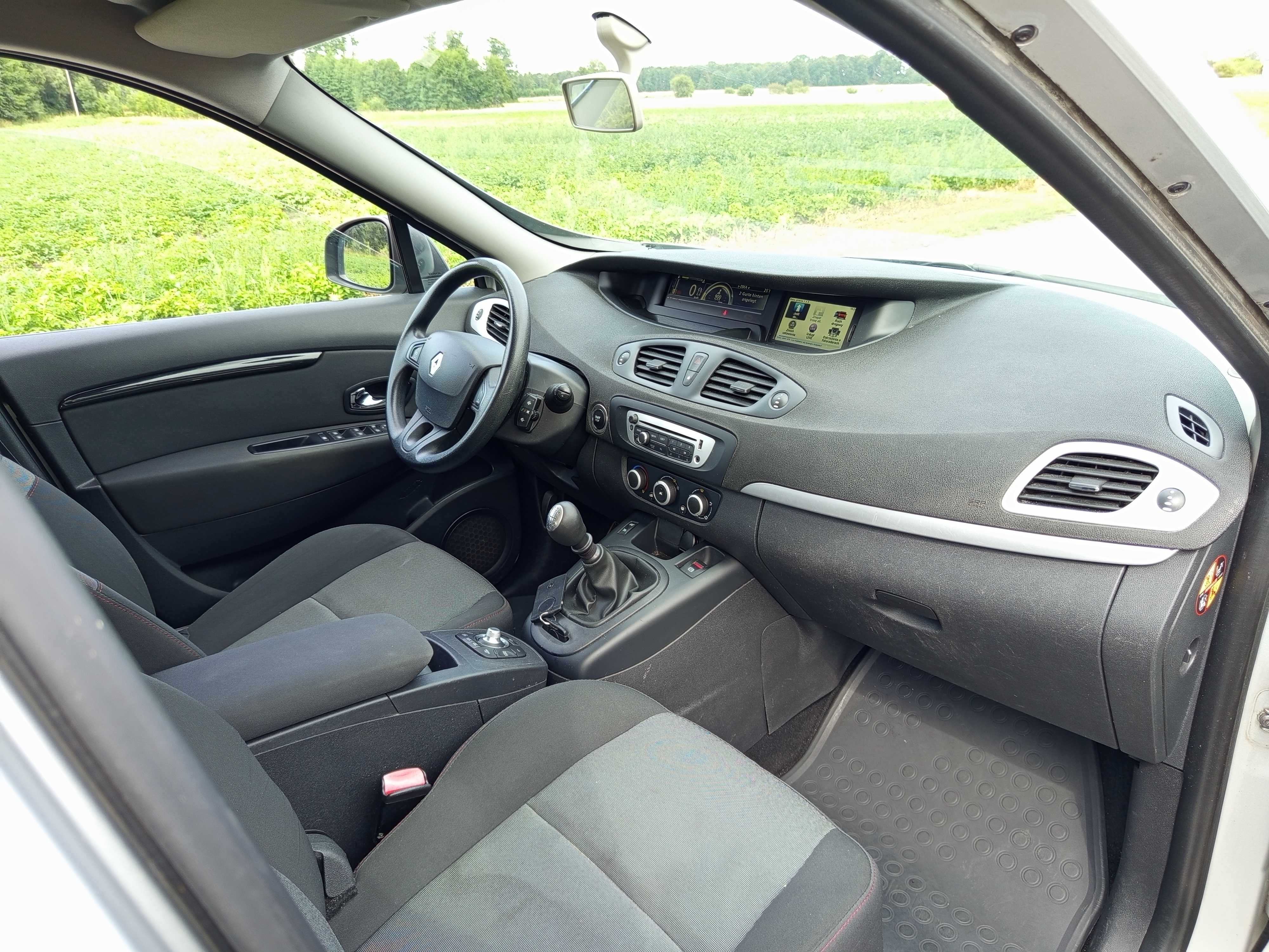Renault Grand Scenic Lift 1.5 dCi 6 biegów 2014 rok
