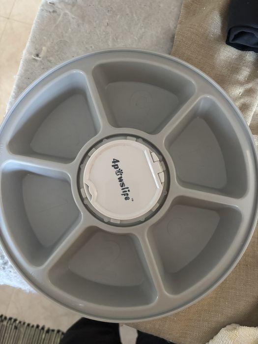 Comedouro Automático 4Pawslife – Avariado / Para Peças