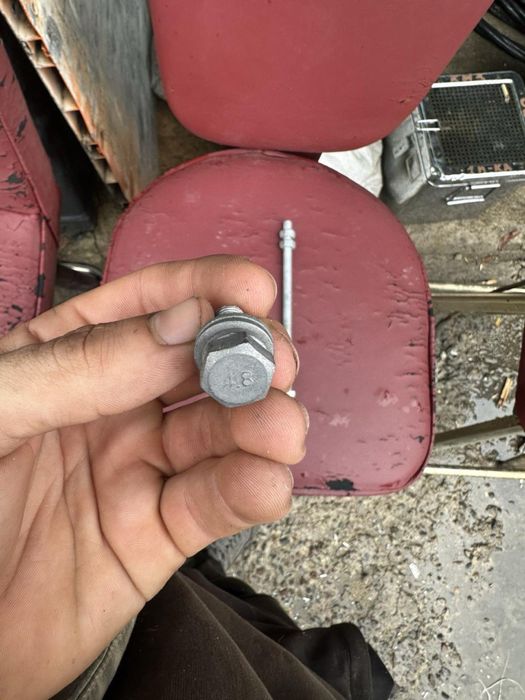 Метизы М8, М10.