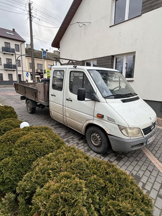 Mercedes Sprinter - wywrotka 7osób