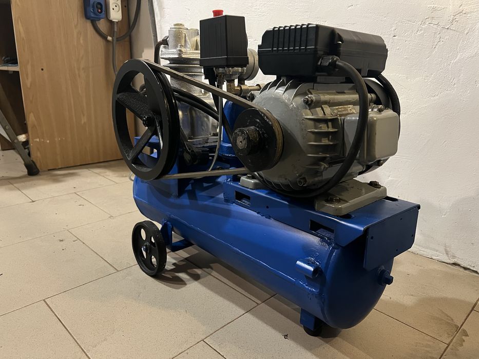 Воздушный компрессор