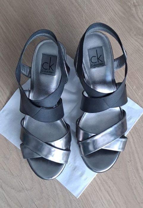 Eleganckie buty z paskami, Calvin Klein