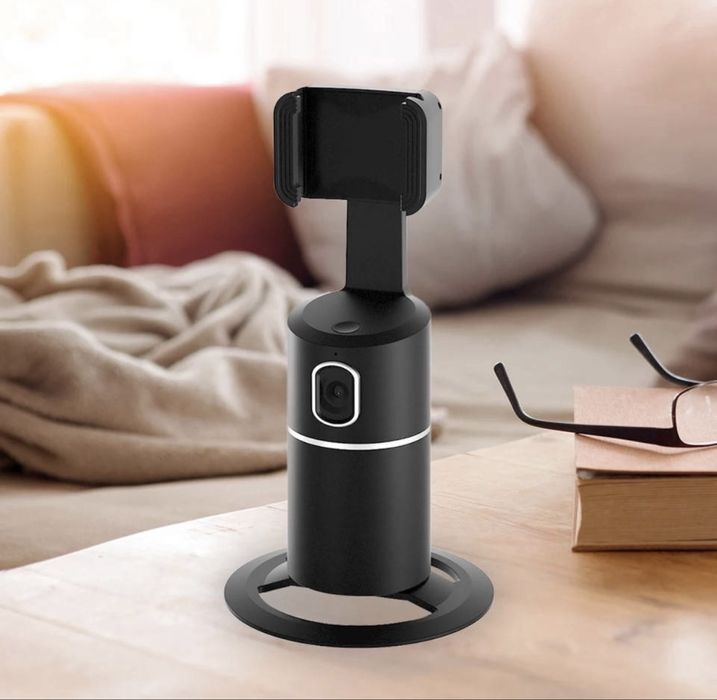 Розумний штатив з камерою і датчиком руху для смартфонів