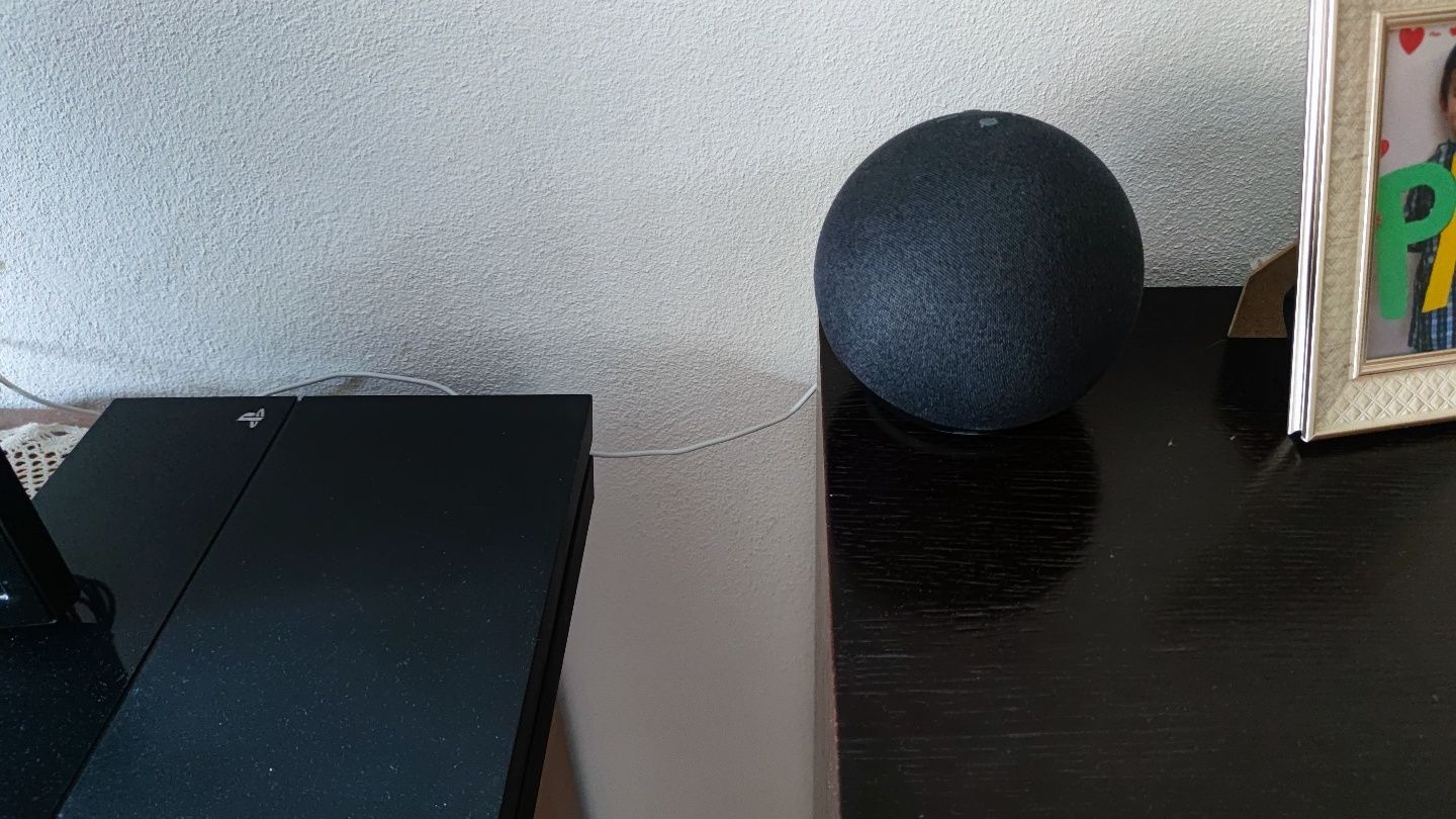 Amazon Echo 5ª Geração – Som premium, Bluetooth e Zigbee
