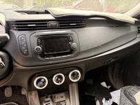 Alfa Romeo Giulietta lift dekor dekory ramka radia listwa