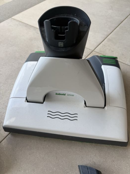 Aspirador Vorwerk Kobold VB100 + acessórios