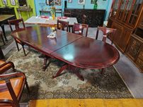 Grande mesa de sala ou mesmo para escritório - extensível - como no