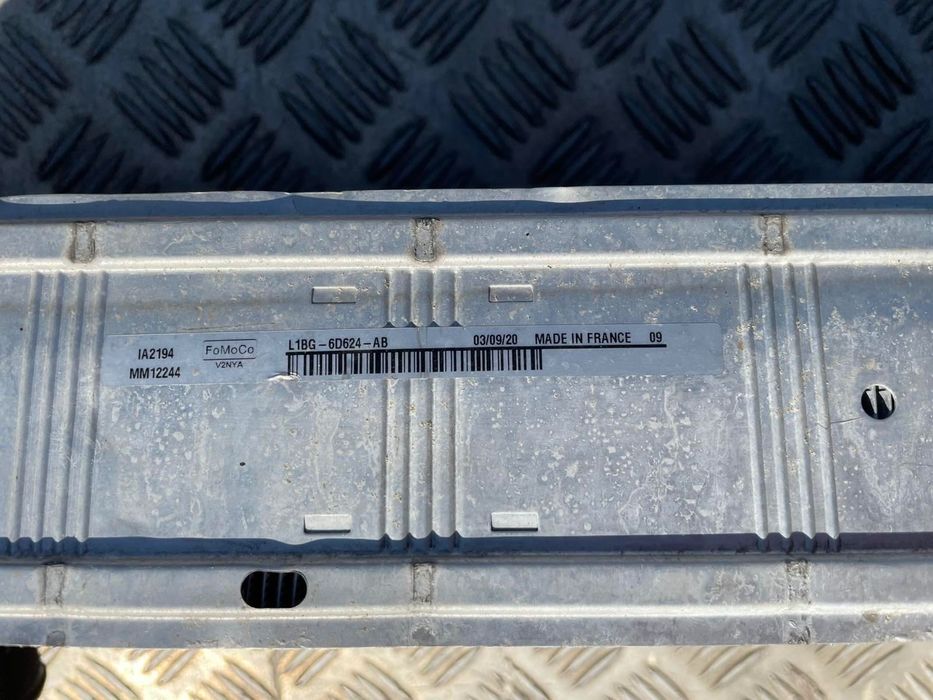 Оригинальный интеркулер 1.0 Ford Puma mk2, Fiesta mk7, mk8, Ecosport 2