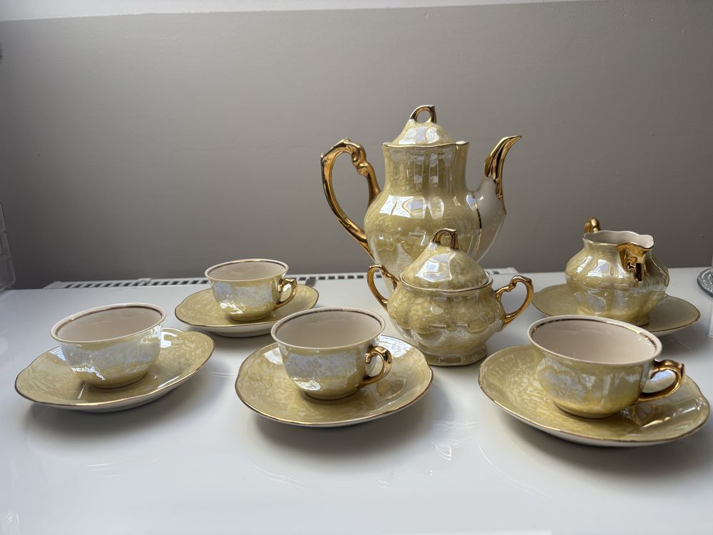 porcelanowy zestaw herbaciany Chodzież lata 60 70