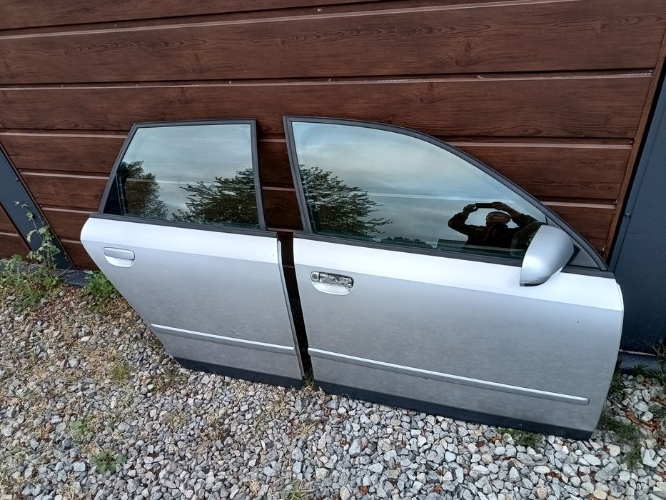 Drzwi listwa lewy prawy przód tył LY7W Audi A4 B6 kombi sedan części