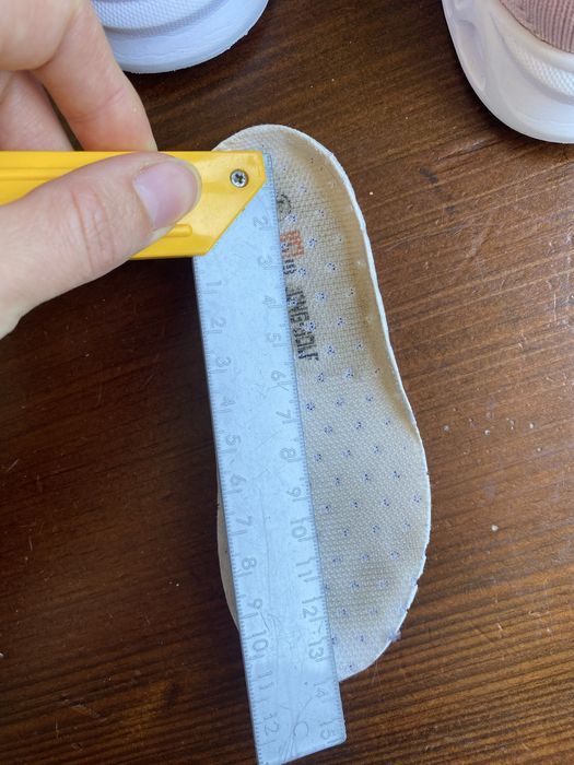 Кросівки на дівчинку 13,5 см та 13,7 см