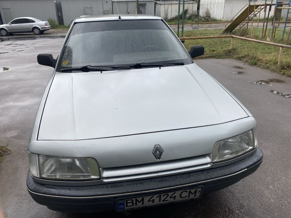 Продам Renault 21