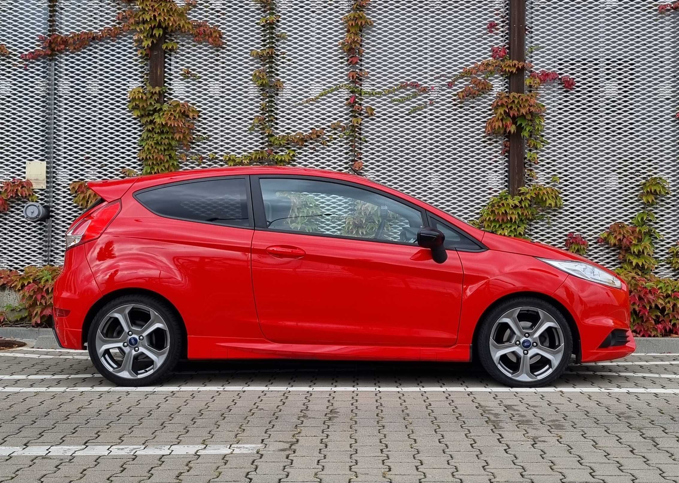 Ford Fiesta ST 2015