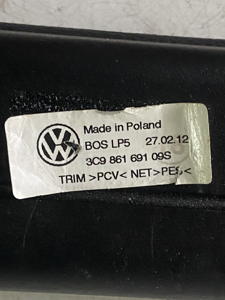 VW PASSAT B7 свтка ролета багажника 3G9861691