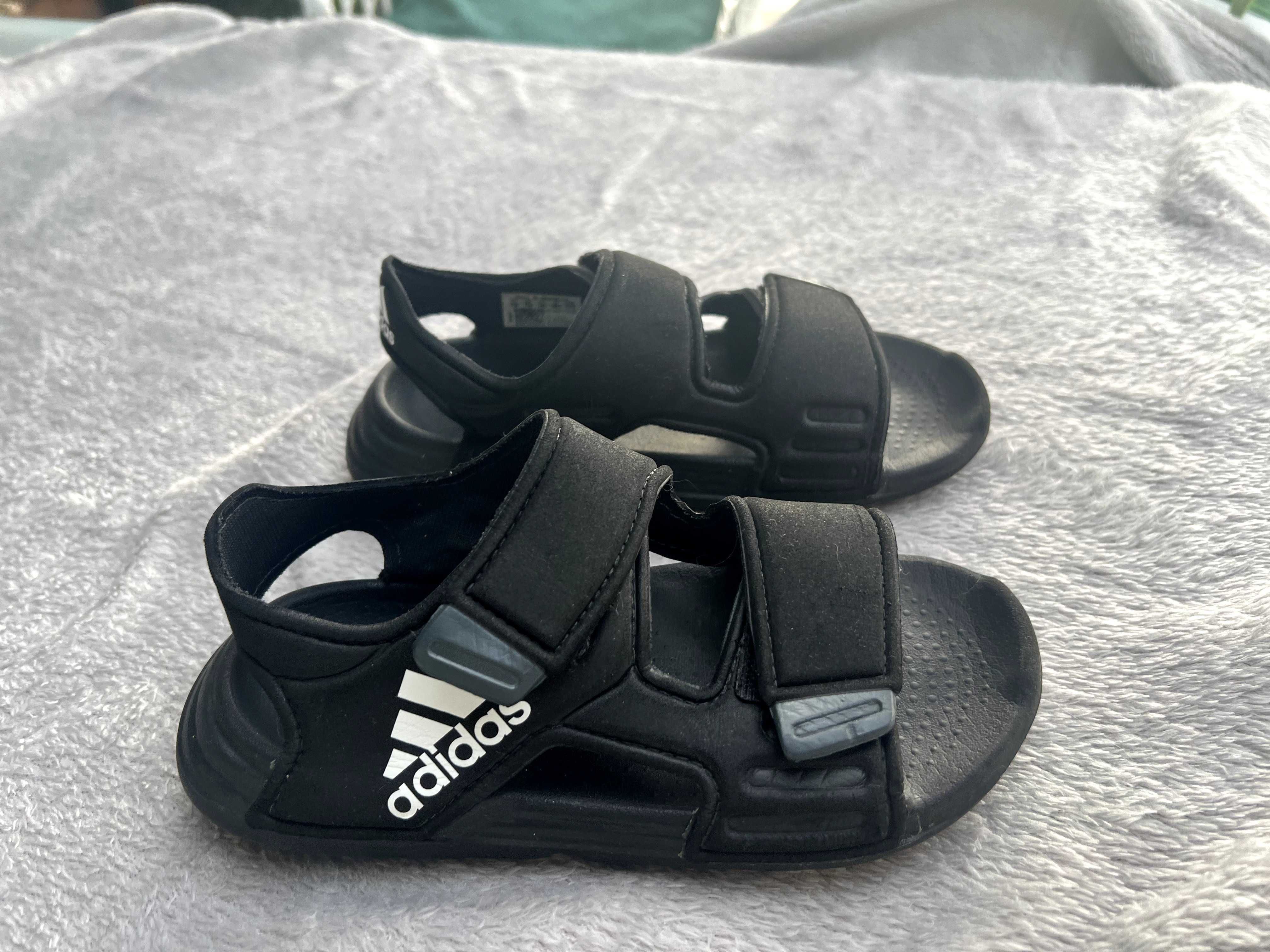 Adidas sandałki dziecięce pianka rozmiar 29 (mam 2 pary)