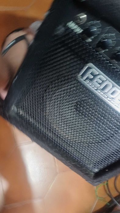 Amplificador Fender Rumble 15 combo