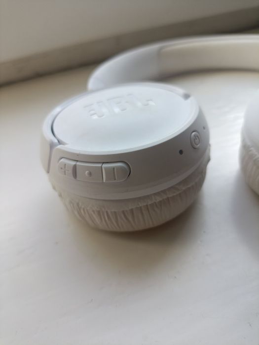 Наушники JBL TUNE 520bt