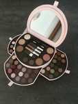 Douglas Beauty Palette zestaw cieni - idealny na prezennt