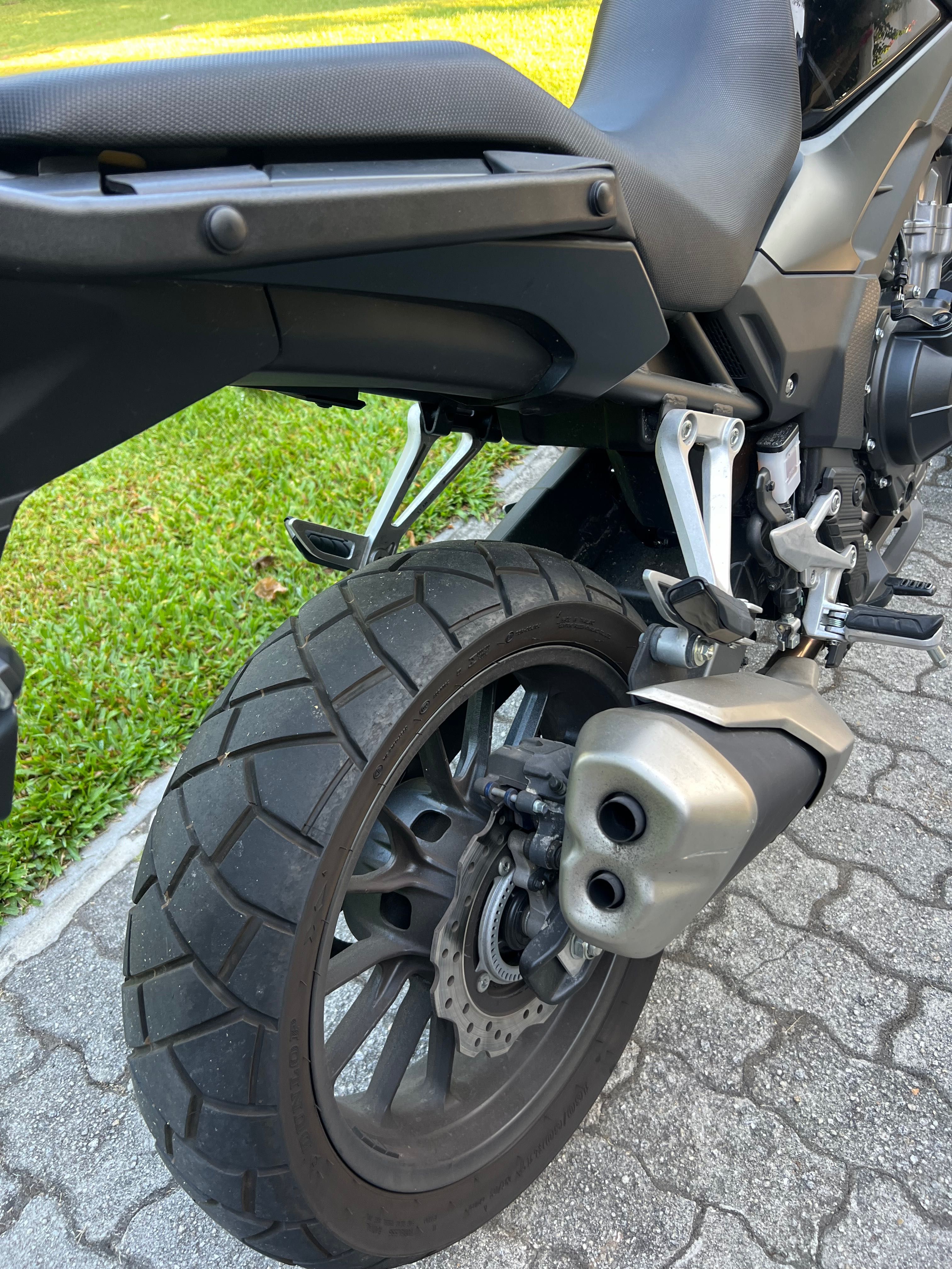 Honda CB500X 2023