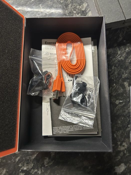 Наушники JBL EVEREST 100 Black