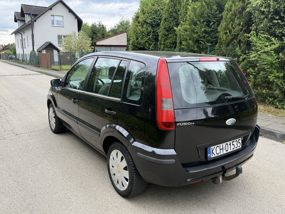 Ford fusion 1.4 benzyna 2005 rok zdrowy utrzymany hak
